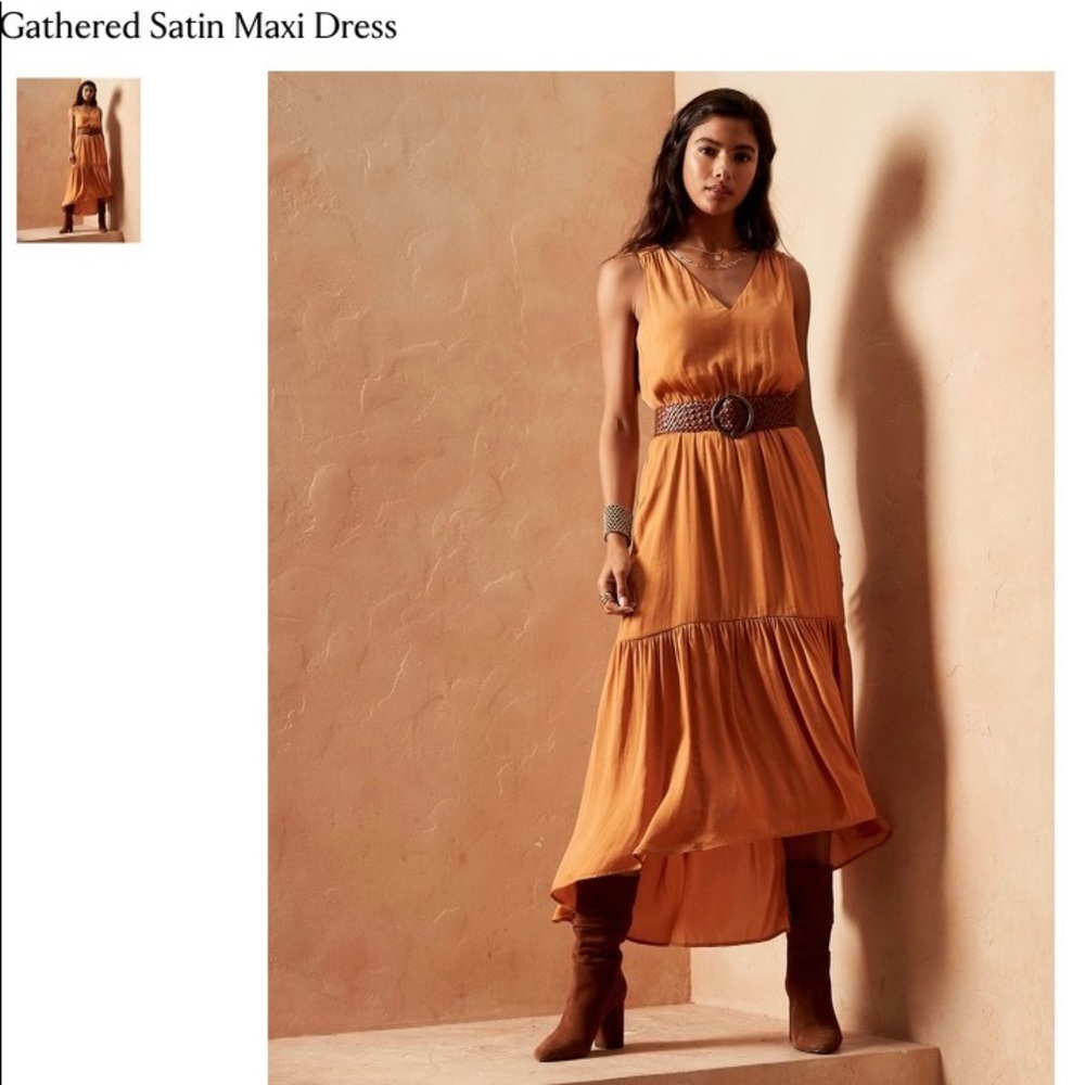 NWT. Size 4 TALL. Banana Republic Satin Dress.
